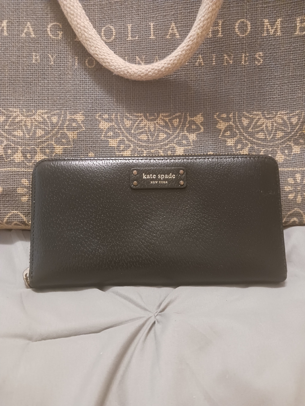 5 For $25! kate spade black pebbled leather zip wallet multiple pockets